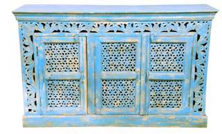 Side Board