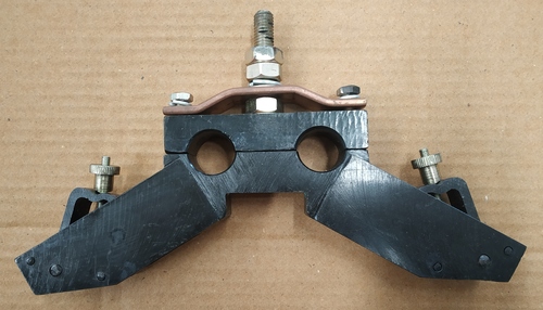 Carbon brush holder