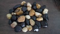 Natural River Stone Crushed and Polished aggregate and stone crushed Gravels stone chips agate stone chips