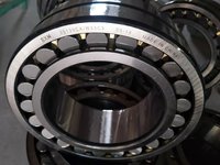 Chinese Wuxi Industrial C3 Clearance Steel Cage Spherical Roller Bearing 23130CAW33