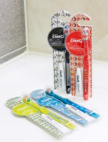 CleeQ Wide Toothbrush + CleeQ toothpaste 10g By YESONBIZ