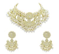 Traditional Design Kundan Gold Plated Choker Necklace Set