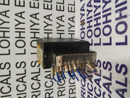 Omron Plc Output Module 0d212