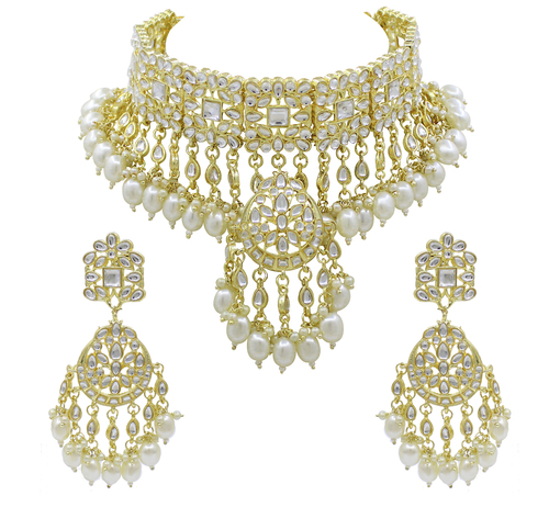 Trendy Kundan White Color Choker Necklace And Earring Jewellery Set Gender: Women