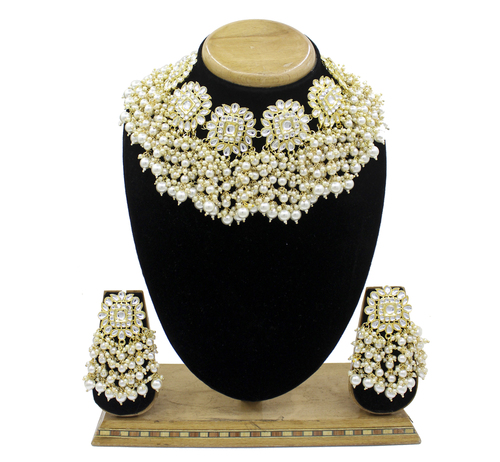 Traditional Kundan White Color Choker Necklace And Earring Set