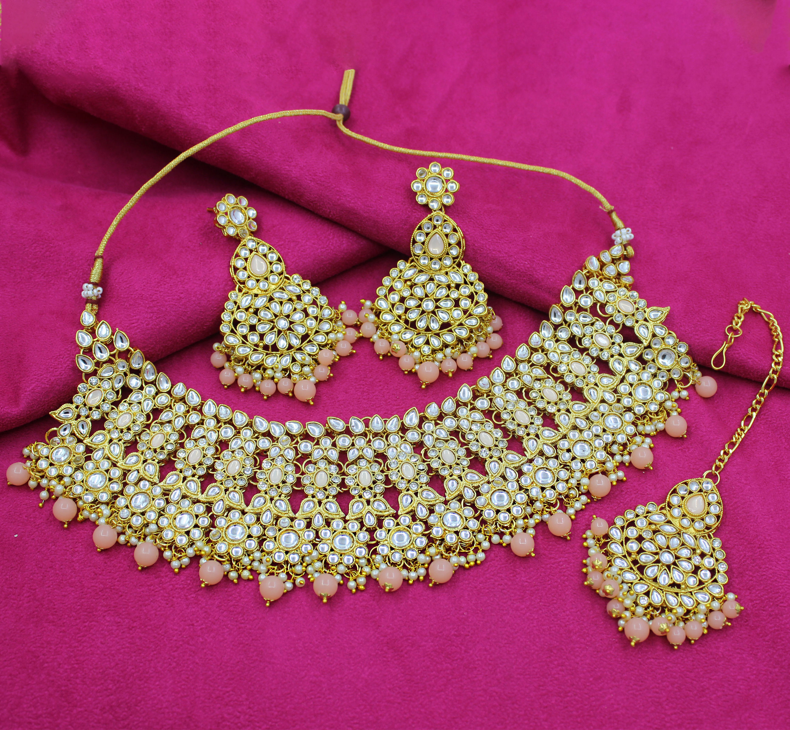 Traditional Design Kundan Stone Work Choker Necklace Set