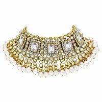 Bridal Gorgeous look White Color Kundan Choker Necklace Earring With Maangtikka Jewellery Set