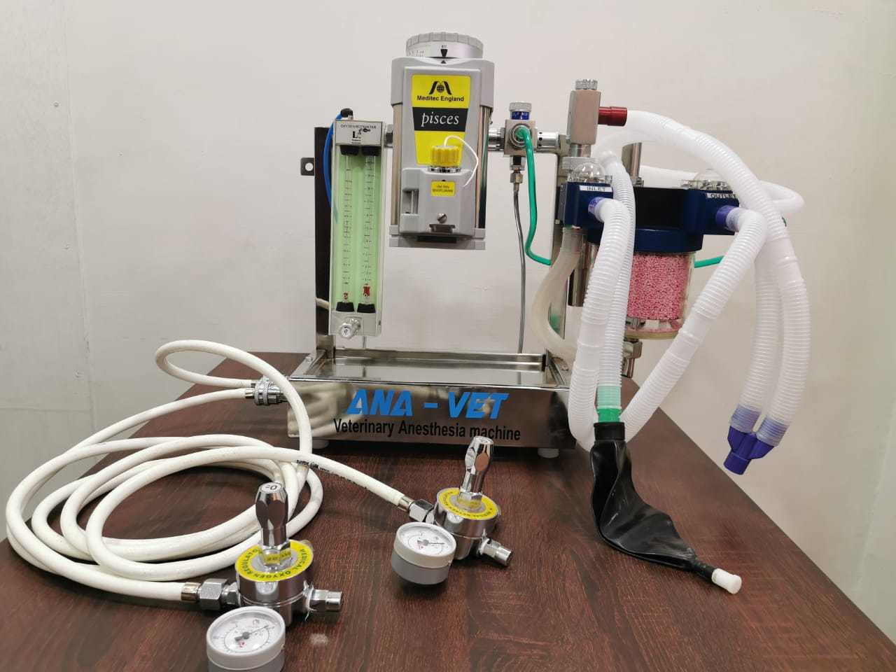 Veterinary Anesthesia Machine