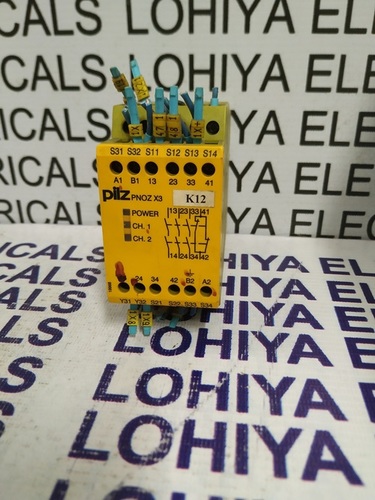 PIIZ SAFETY RELAY PN0Z X3 230 VAC