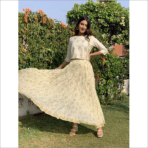 Ladies Off-White Cordinated Set Cotton Cambric