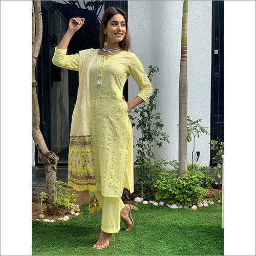 Ladies Green Cotton Cambric Coordinated Set