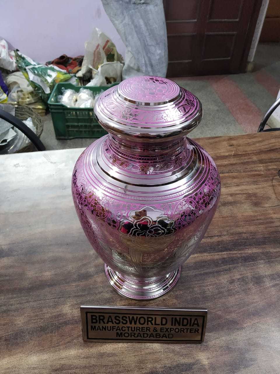 Brass White With Engaved Burial Cremation Urn For Ashes Funeral Supplies