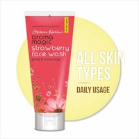 Aroma Magic Strawberry Face Wash - 100ml
