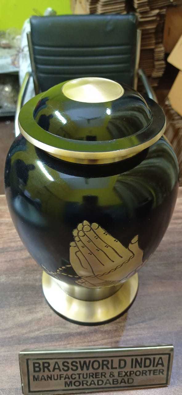 BLACK BRASS PRAYING HAND WITH CROSS CREMATION URN FUNERAL SUPPLIES