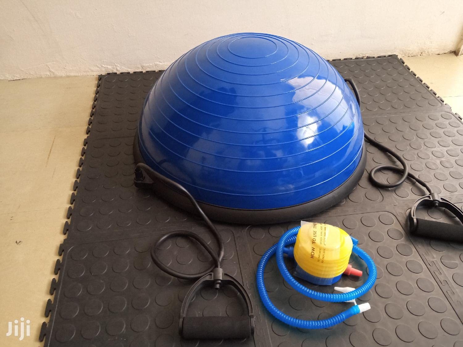 Physio Bosu Balance Workout Gym Sport Fitness Ball and Resistance Bands