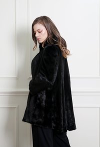 Premium Full Skin Real Mink Coat (P173-3)