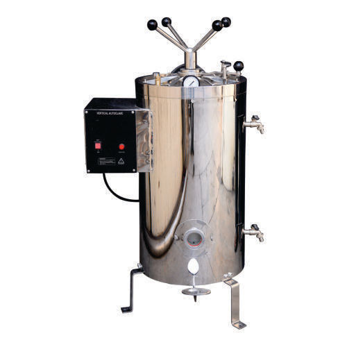 Vertical Double Walled Radial Loking Autoclave