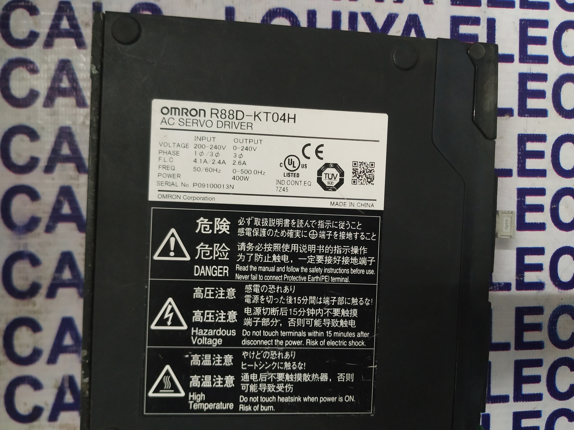 OMRON AC SERVO DRIVE R88D-KT04H