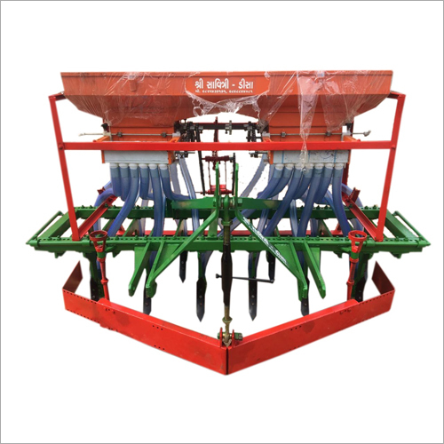 Red And Green 13 Tyne Automatic Seed Cum Fertilizer Drill