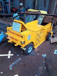 Kerb Laying Paver Machine