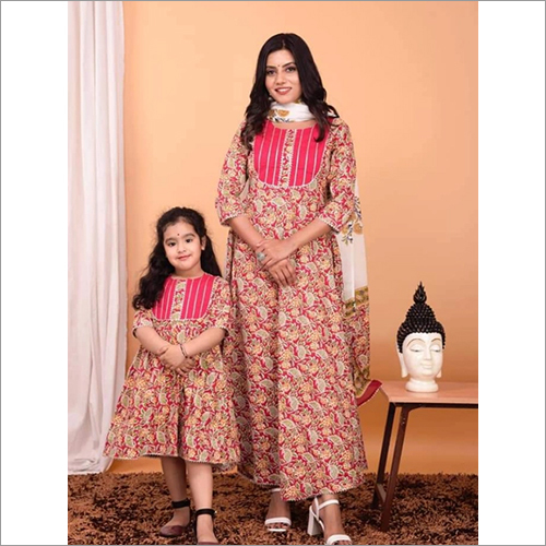 Mother And Daughter Stylist Gown Set