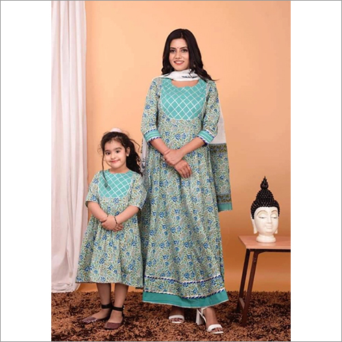 Mother And Daughter Cotton Gown Set