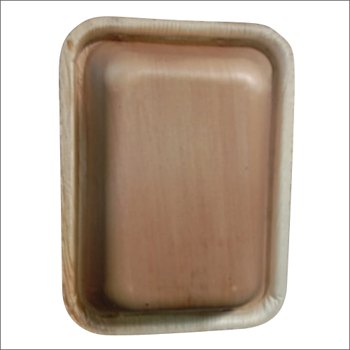 Biodegradable Serving Tray By RAAJI IMPEX INTERNATIONAL