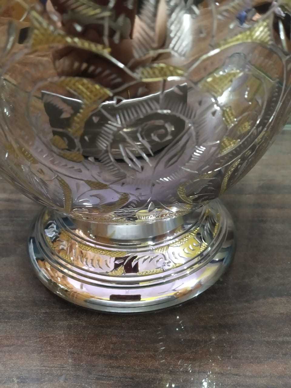 Brass Very Attractive Engraved Cremation Urn Funeral Supplies