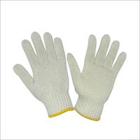 Knitted Gloves