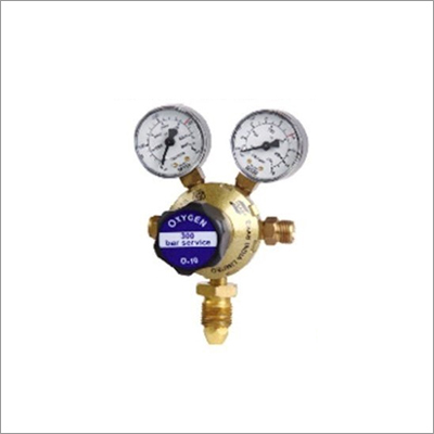 ESAB Single Stage Gas Regulator IOX 13B With 2 Gauge Oxygen By SAFETY PLUS