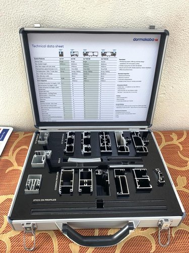 Aluminium Flight Case For Aluminium Extrusions