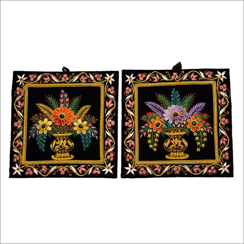 Silk Thread Jewel Carpet Flower Wall Hanging Backing Material: Lining