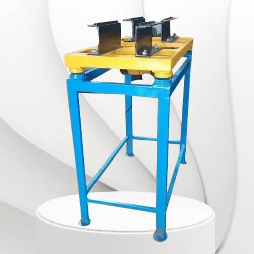 PAVER BLOCK DEMOULDING MACHINE