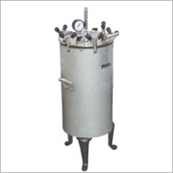 Double Wall Vertical Autoclave