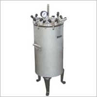 Double Wall Vertical Autoclave