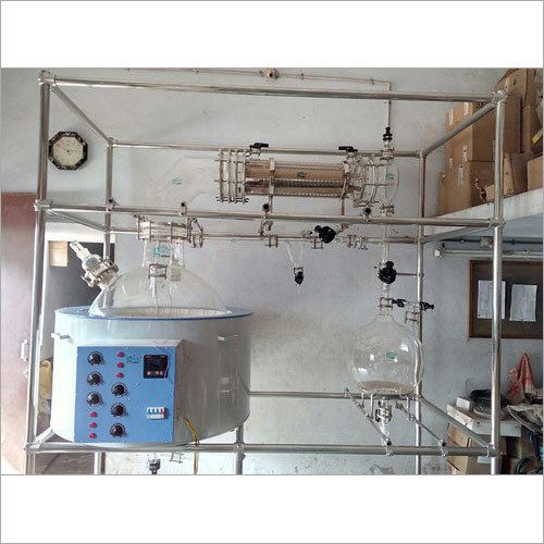 Essential Oil Steam Distillation Unit - Stainless Steel, Compact Design | Efficient Extraction Process, User-Friendly Operation