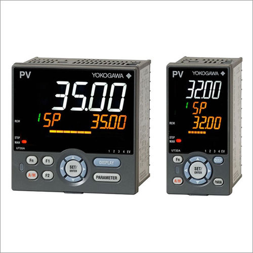 Yokogawa UT35A Temperature Controller