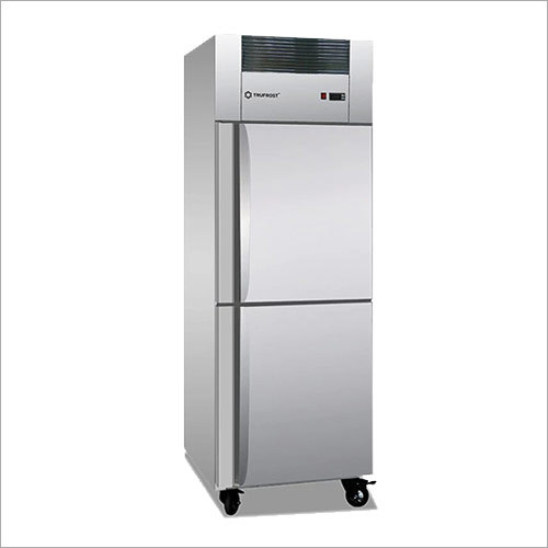 STF 550 TNM Reach in Refrigerator