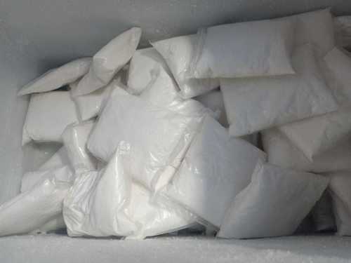 White Forzen Coconut Powder