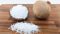 Frozen Grated Coconut - 1 Kg Packet | Natural Flavor, White Color, Chutney Size, Matured Coconut Variety, Whole Husk Type, Fresh Style