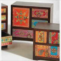 Jewelry Cases & Boxes