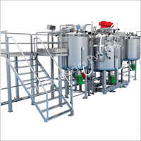 Liquid Oral Manufacturing Plant - Stainless Steel, Industrial Use - Automatic Operation, Silver Finish
