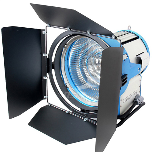 M8 Hmi Max Light With Ballast And 7M Cable Application: Film Industry