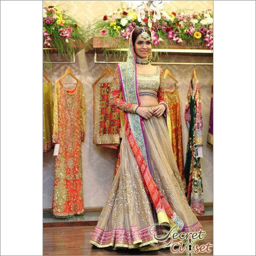 Ladies  Full Sleeve Swarosvki Lehenga