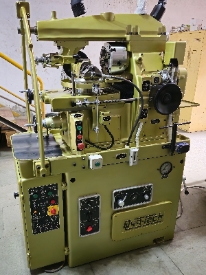 Spline Hobbing Machine - Color: Green