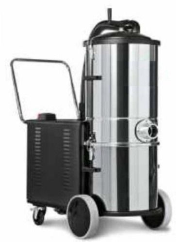 Industrial Vacuum Cleaner 100 Ltr Capacity: 5 T/Hr