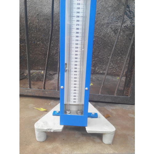 U Tube Manometer - Color: White