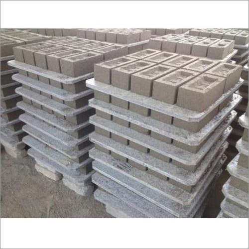 Recycle Bricks Ply Pallets By BHARAT HYDRAULIC