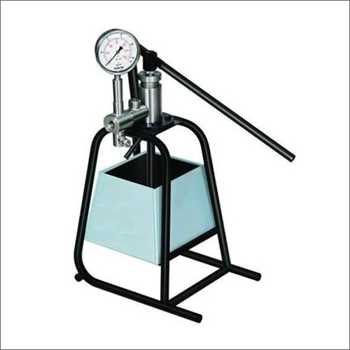 Hydraulic Hand Operated Pressure Test Pump Application: Metering