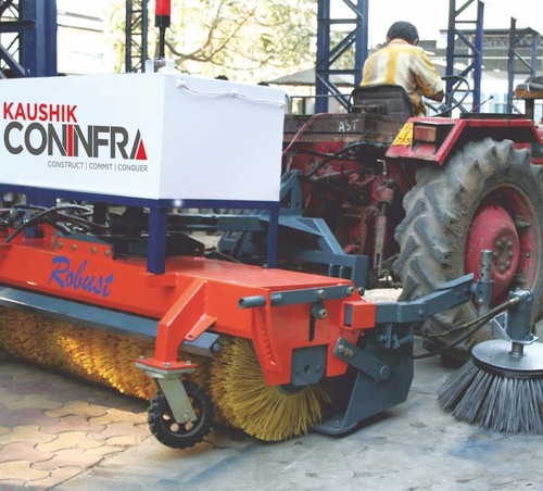 Hydraulic Road Sweeper Broomer By CONINFRA MACHINERY PRIVATE LIMITED